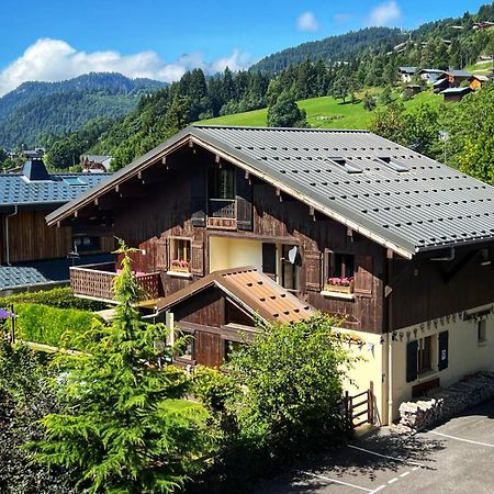 Chalet Aventure B&B เลส์เฌต์ ภายนอก รูปภาพ