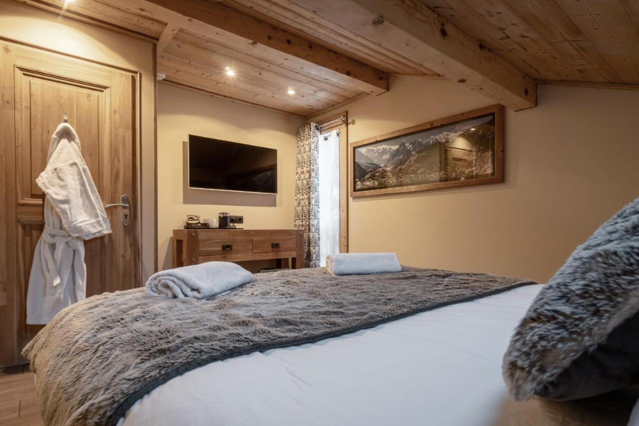 Chalet Aventure B&B เลส์เฌต์ ภายนอก รูปภาพ